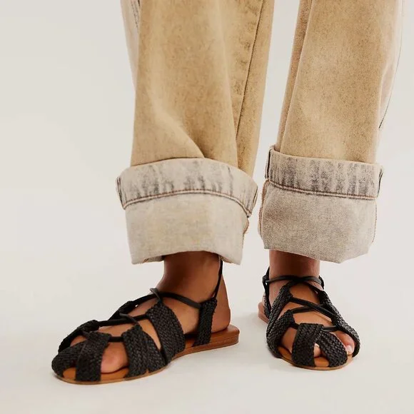 FREE PEOPLE Sunny Gilly Flats Wrap SANDALS Size 9 Black Woven Leather NEW $128 - Picture 3 of 15